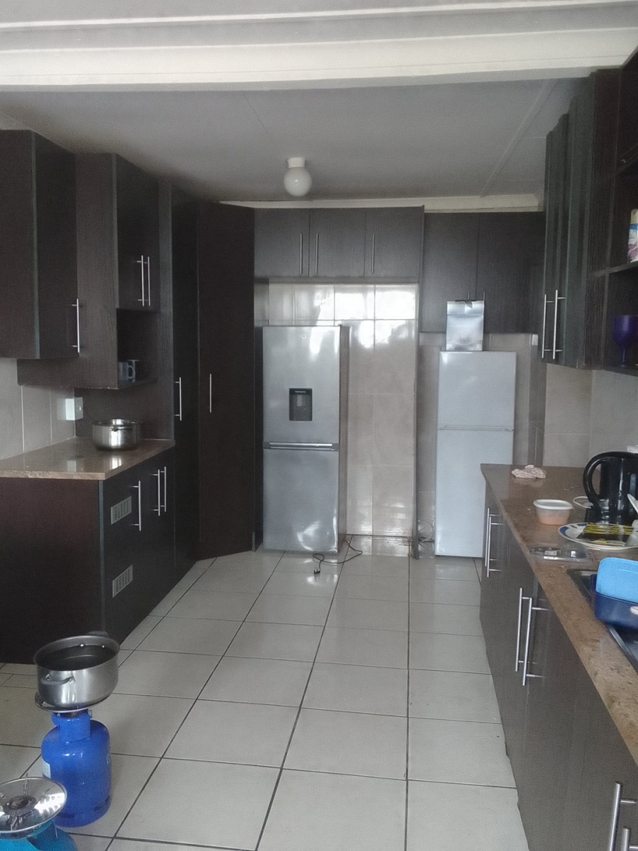  Bedroom Property for Sale in Southernwood Eastern Cape